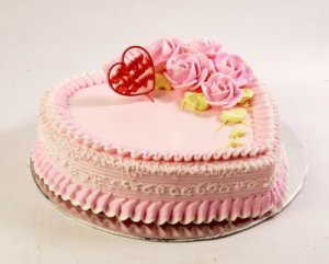 1/2Kg Vanila heart shape cake
