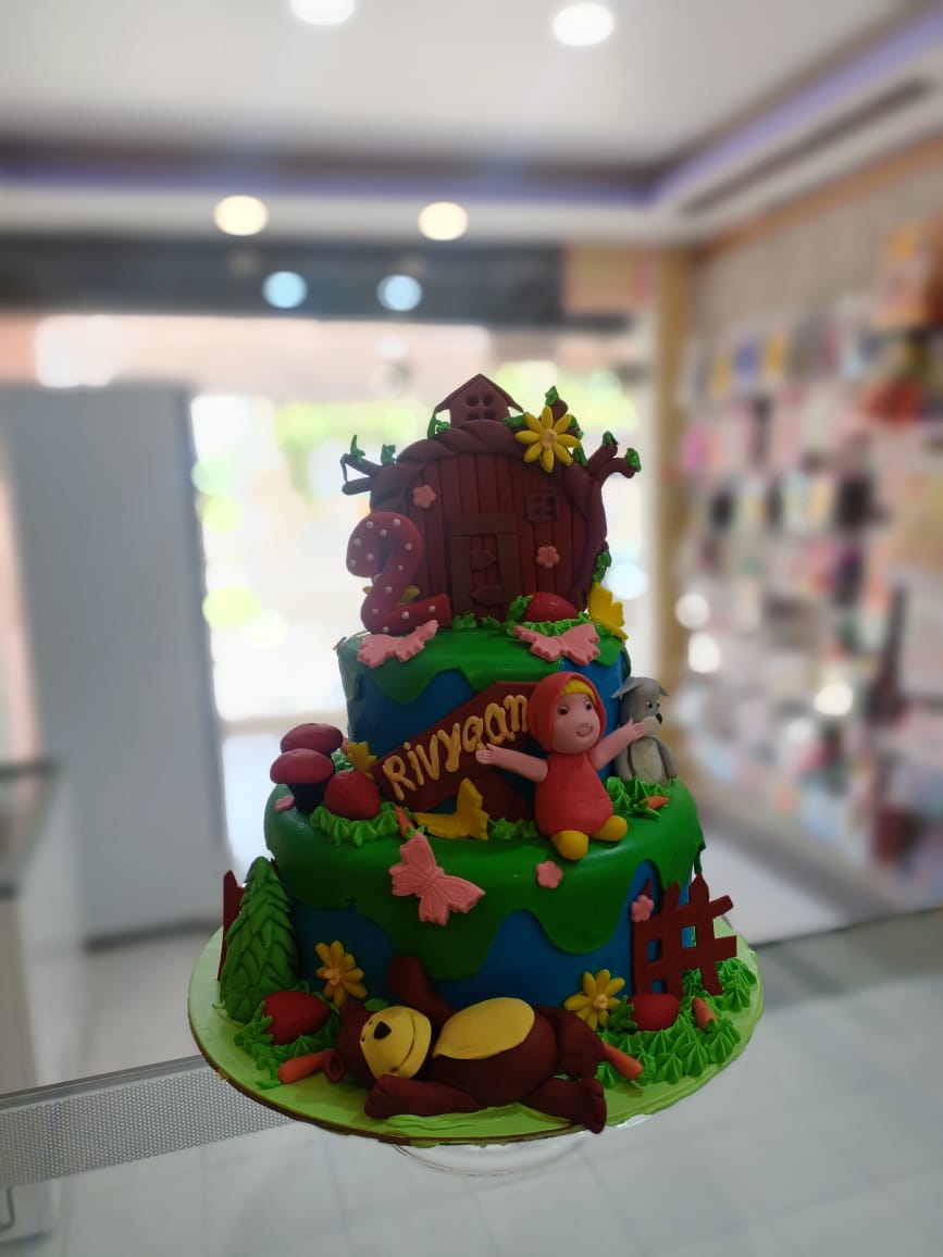 Delana's Cakes: Noddy!!! | Noddy cake, Birthday cake kids, Cake decorating  books